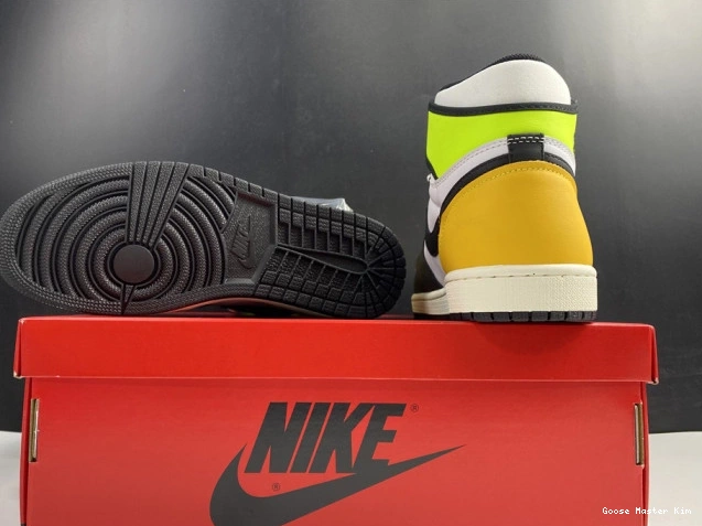 OG AIR HIGH JORDAN GOLD' RETRO 555088-118 'VOLT 1 0719